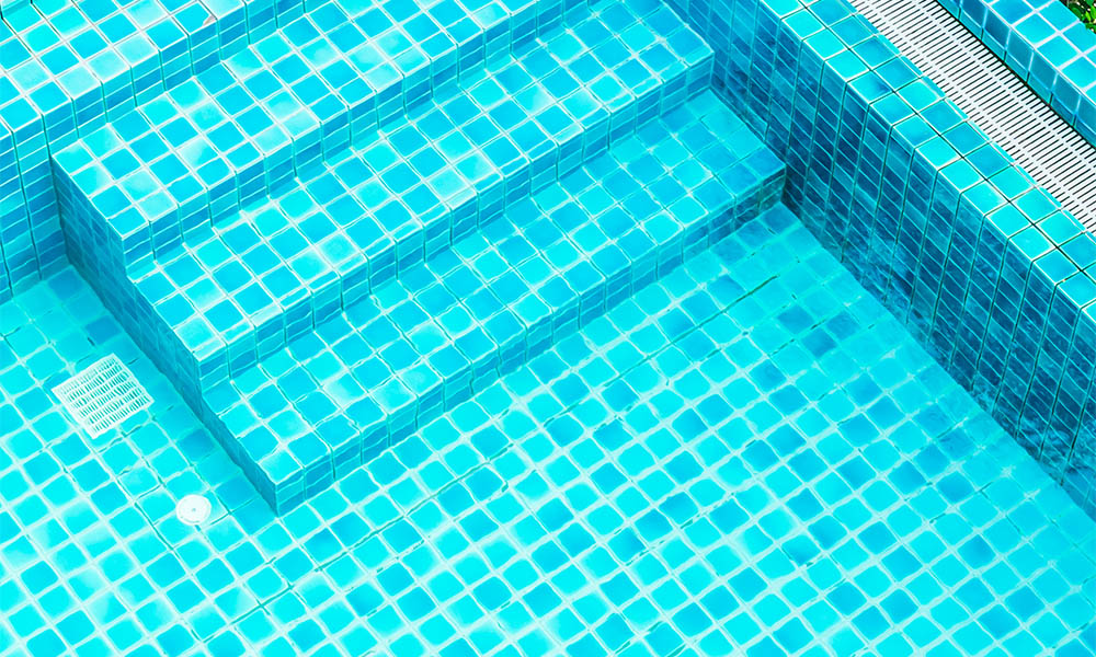 No momento, você está visualizando Guia de inverno: como hibernar sua piscina e economizar até 70 % em energia